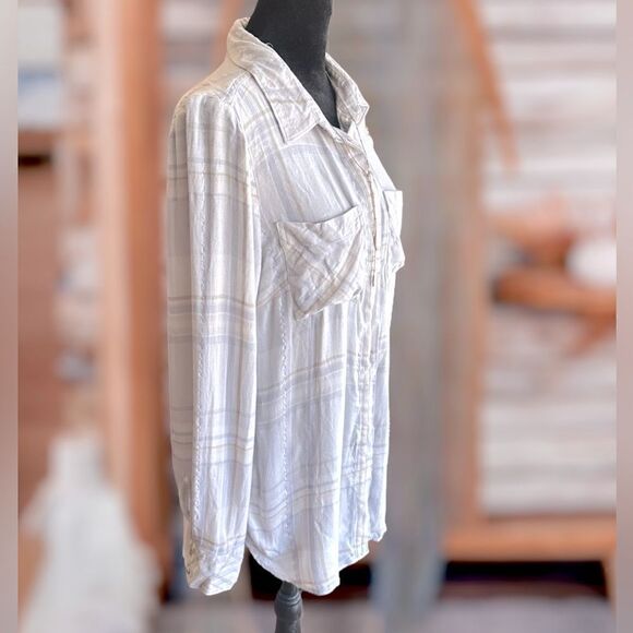 White House Black Market Button Down Top Size 12 - Picture 3 of 13